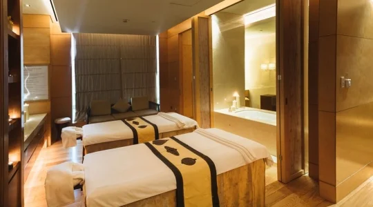 スパとランチがセットに！